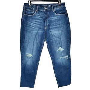 NWOT Old Navy High Rise O.G. Curvy Distressed Jeans Secret Smooth Pocket